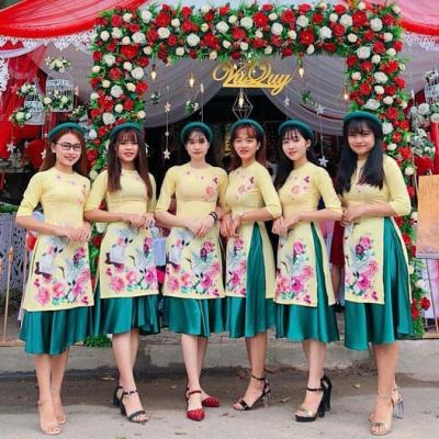 Gợi ý những mẫu áo dài bưng quả đẹp cho đội phù dâu